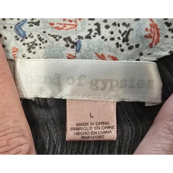 Band of Gypsies Floral Kimono Coverup - Black and Cream - Picture 5 of 6